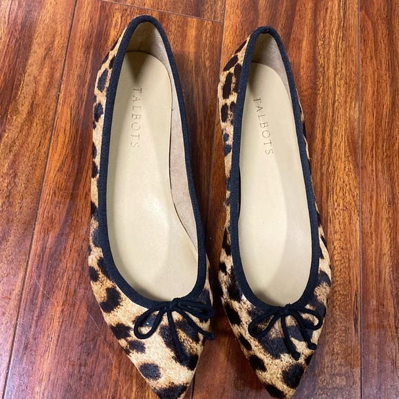 Talbots Shoes - Talbots poppy hair calf heart leopard, print ballet flat Size 8M